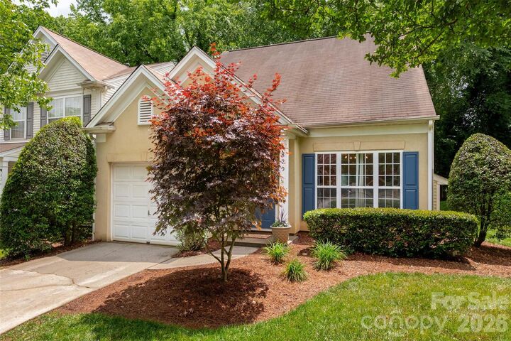 Property Photo:  820 Autumn Rain Lane  NC 28209 