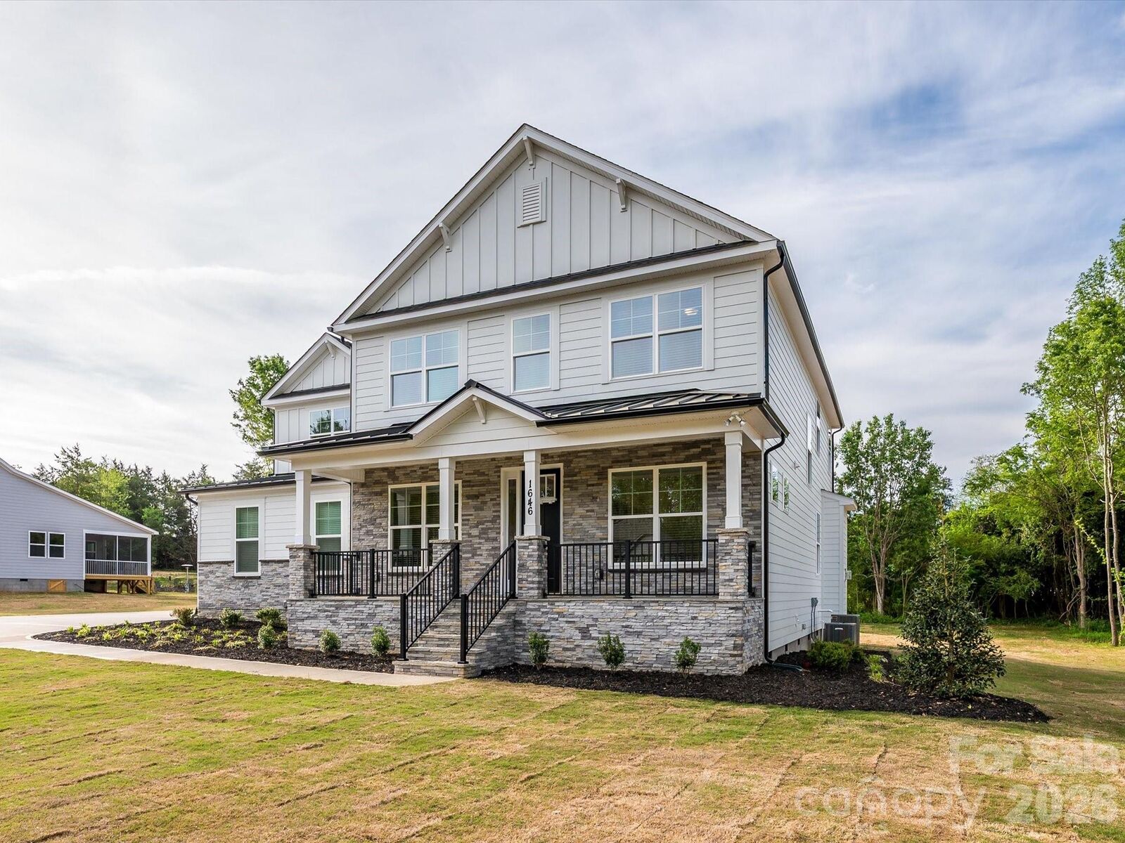 Property Photo: 1646 Farrow Drive SC 29732