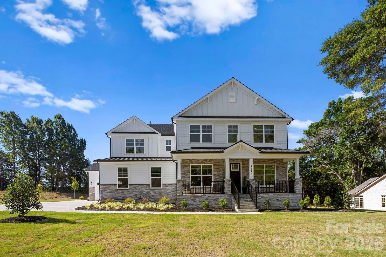 Property Photo: 1646 Farrow Drive SC 29732