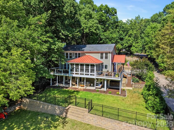 Property Photo:  2113 Bon Villa Way  SC 29708 