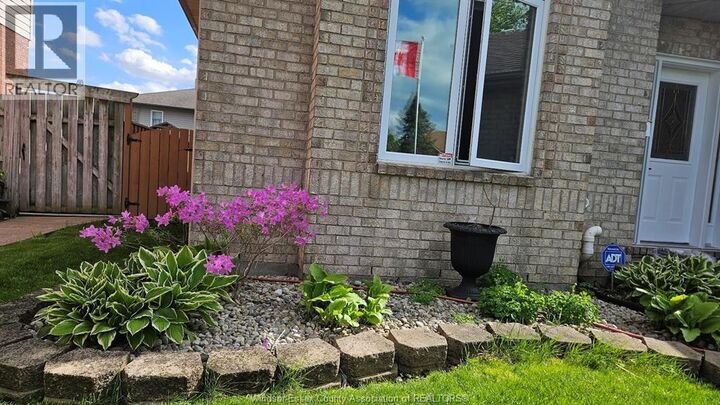 Property Photo:  105 Mousseau Crescent  ON N8L 0M5 