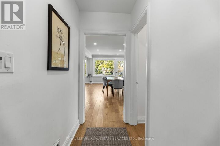 Property Photo:  76 Glenellen Drive East  ON M8Y 2H1 