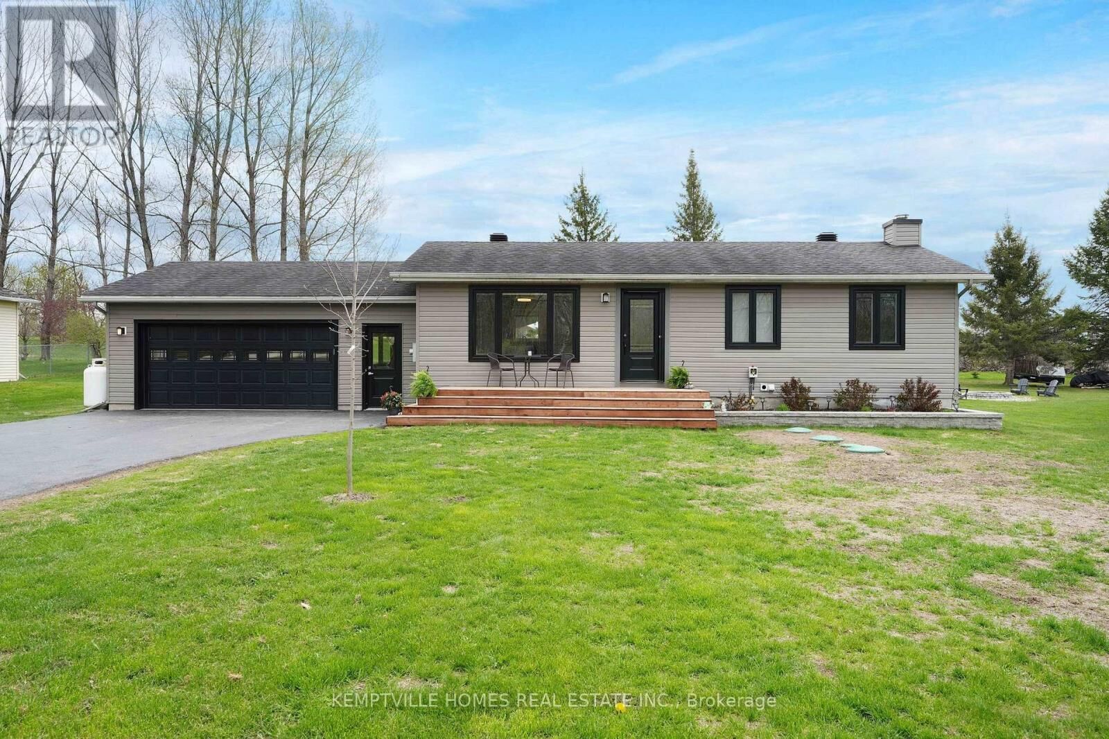 Property Photo:  2134 County 20 (Oxford Station) Road  ON K0G 1T0 