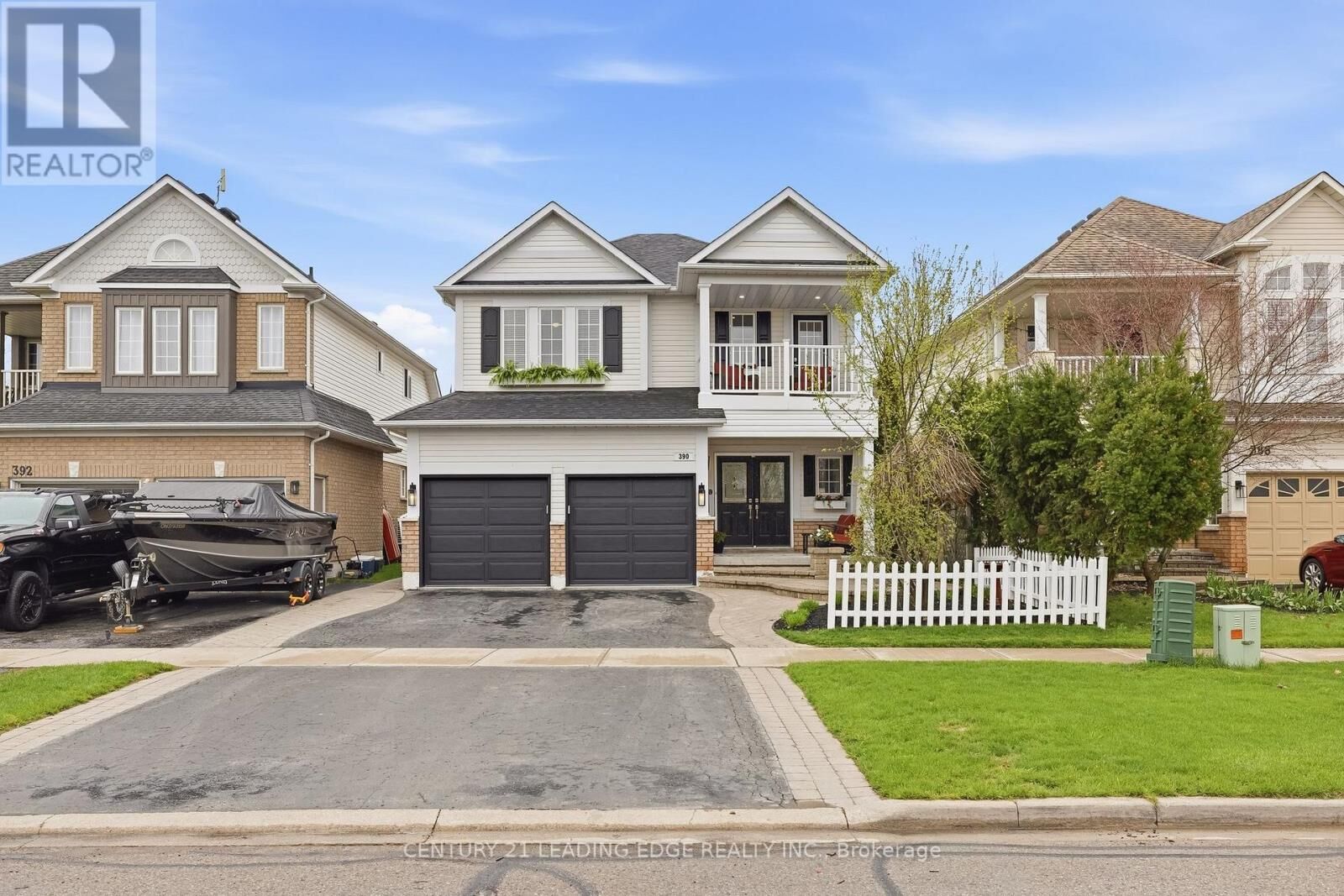 Property Photo:  390 Whitby Shores Green Way  ON L1N 9R5 