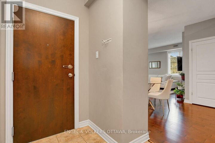Property Photo:  188 Hornchurch Lane  ON K2J 2T3 
