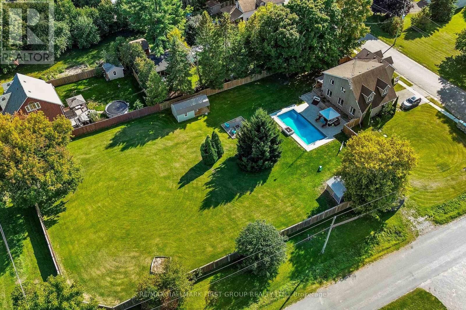 Property Photo:  8063 King Street  ON N0B 2R0 