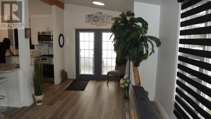 Property Photo: 107 Hutchison Ave ON P5A 1W9
