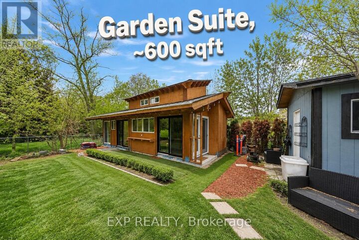 Property Photo:  58 Rutledge Road  ON L5M 1H4 