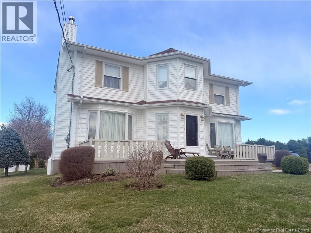 Property Photo:  154 Rue Savoie  NB E9G 1W8 