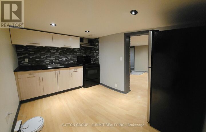 Property Photo:  1 Columbine Avenue Lower  ON M4L 1P2 