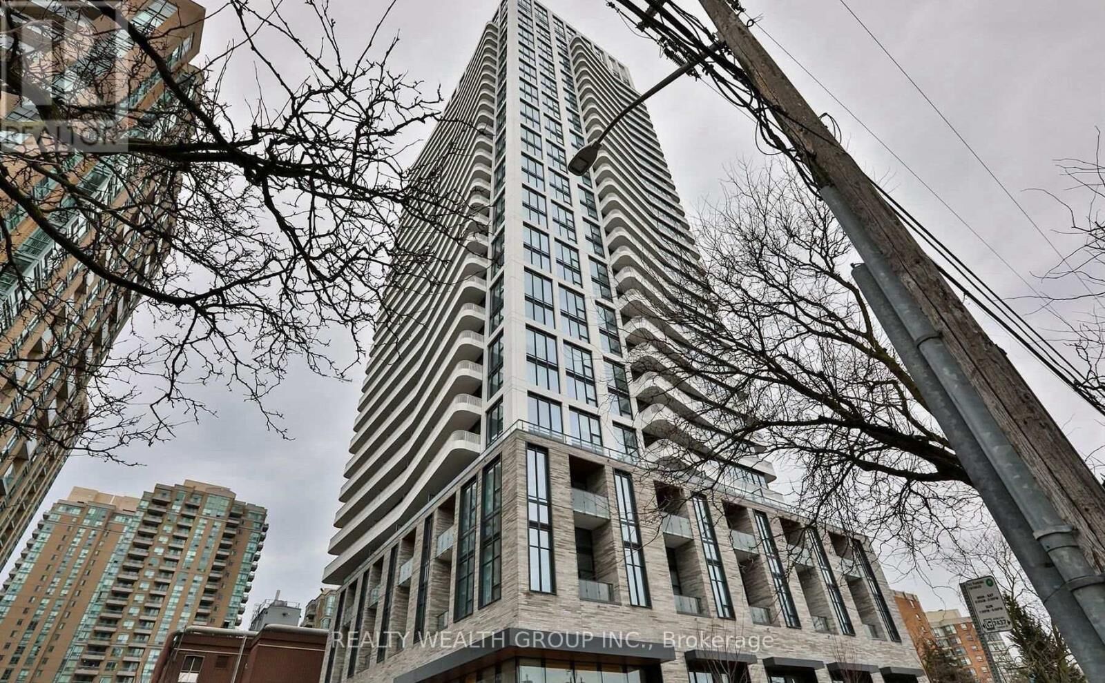 Property Photo:  36 Olive Avenue 2713  ON M2N 0M4 