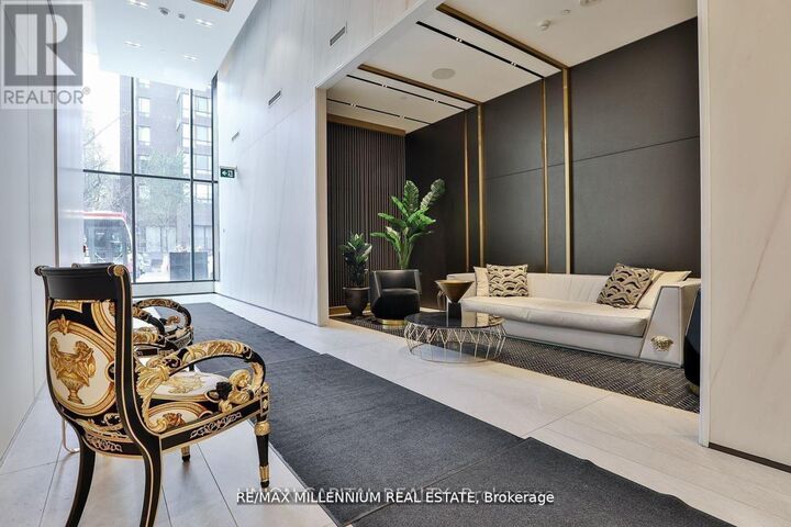 Property Photo:  319 Jarvis Street 705  ON M5B 2C2 