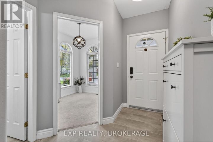Property Photo:  584 Freeman Crescent  ON K7K 7H6 
