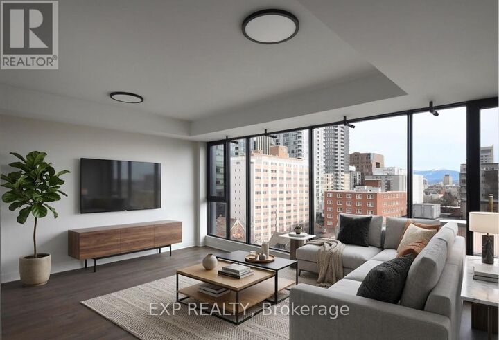Property Photo:  331 Cooper Street 701  ON K2P 0G5 