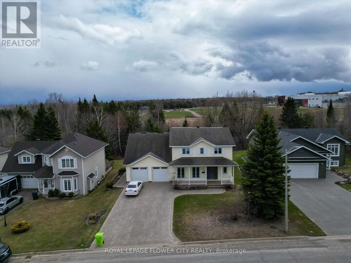 Property Photo:  276 Millcreek Drive West  ON P6B 6L5 