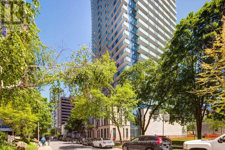 Property Photo:  1080 Bay Street 4509  ON M5S 0A5 