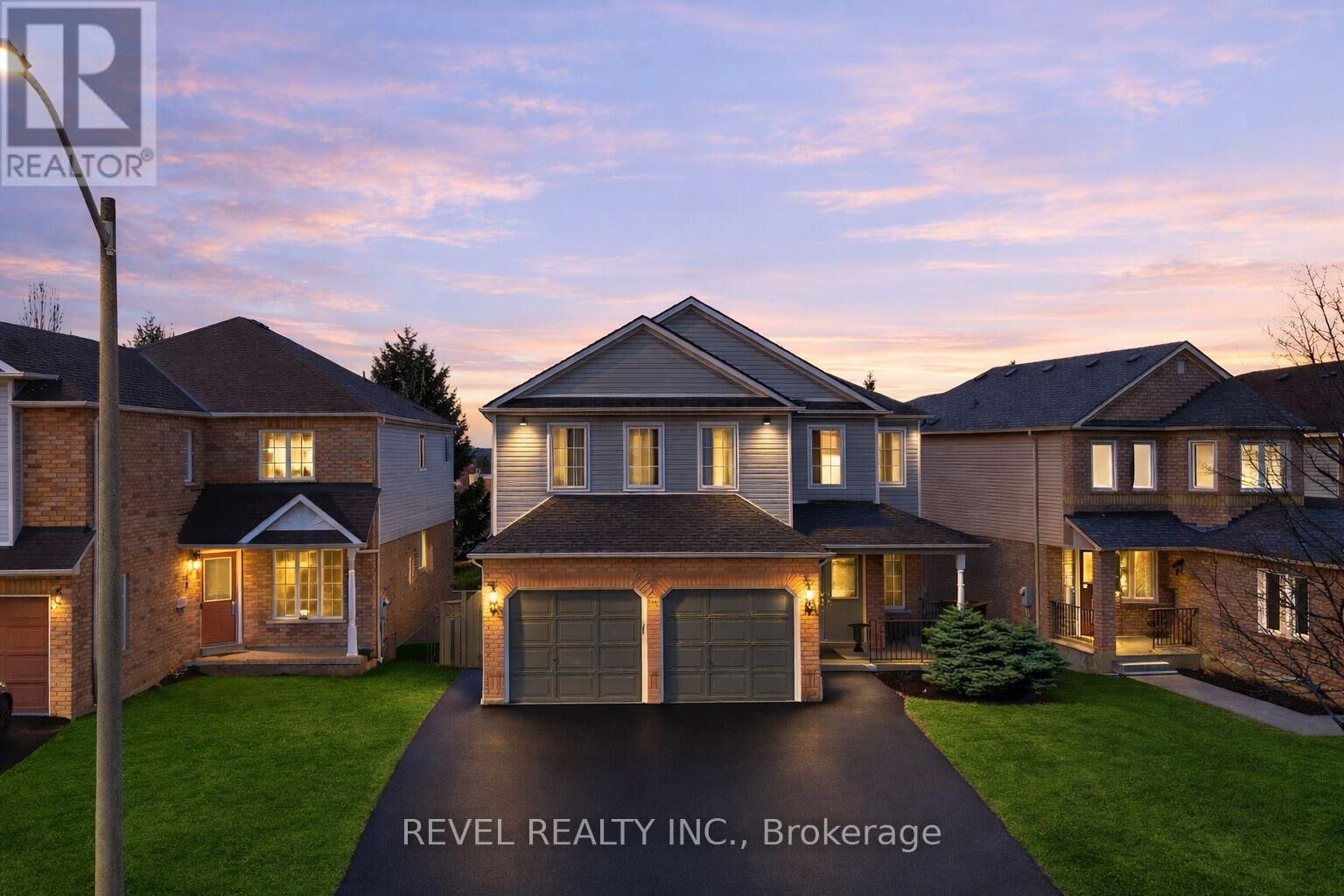 Property Photo:  116 Hibbard Drive  ON L1Z 1J8 