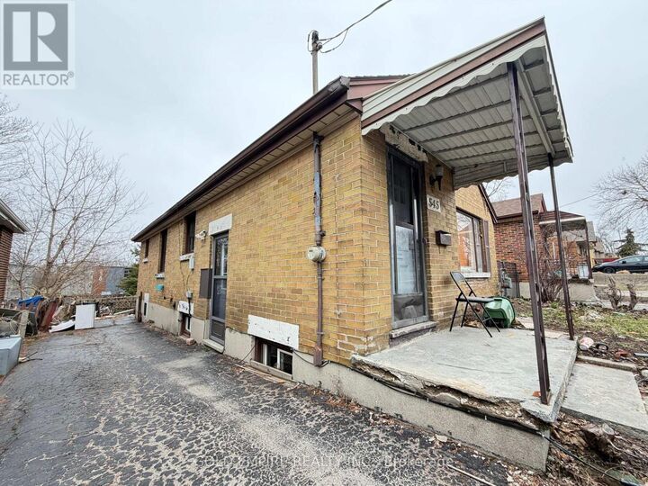 Property Photo:  545 Highbury Avenue North  ON N5W 4K6 