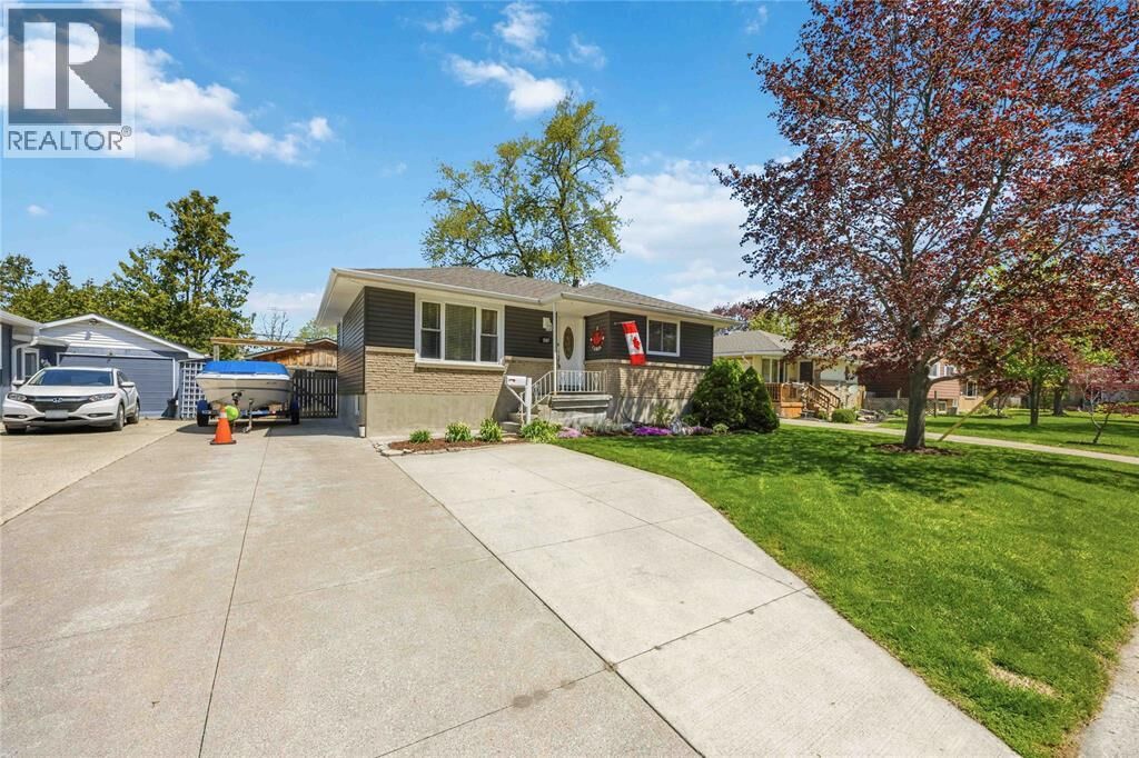 Property Photo:  247 Bessborough Drive  ON N7S 1H4 