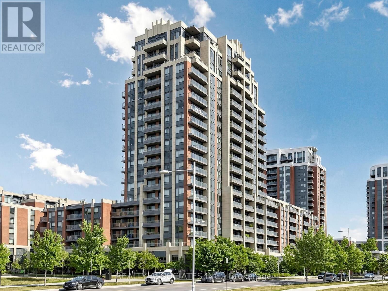 Property Photo:  18 Uptown Drive 721  ON L3R 5M5 