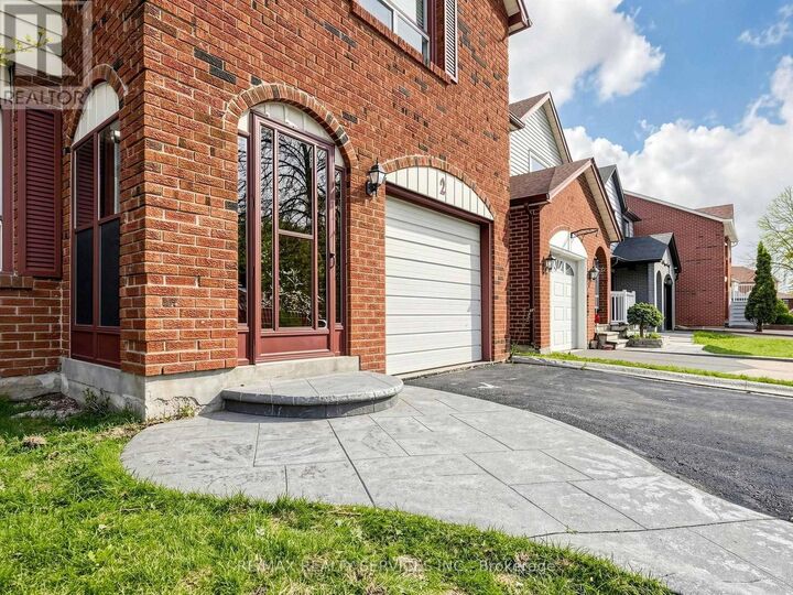 Property Photo:  2 Bryant Court  ON L6X 2T1 