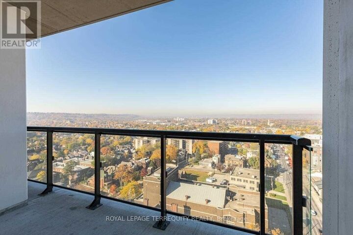 Property Photo:  15 Queen Street South 1807  ON L8P 0C6 