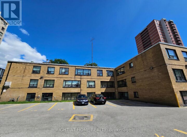 Property Photo:  20 Cosburn Avenue 207  ON M4K 2E7 