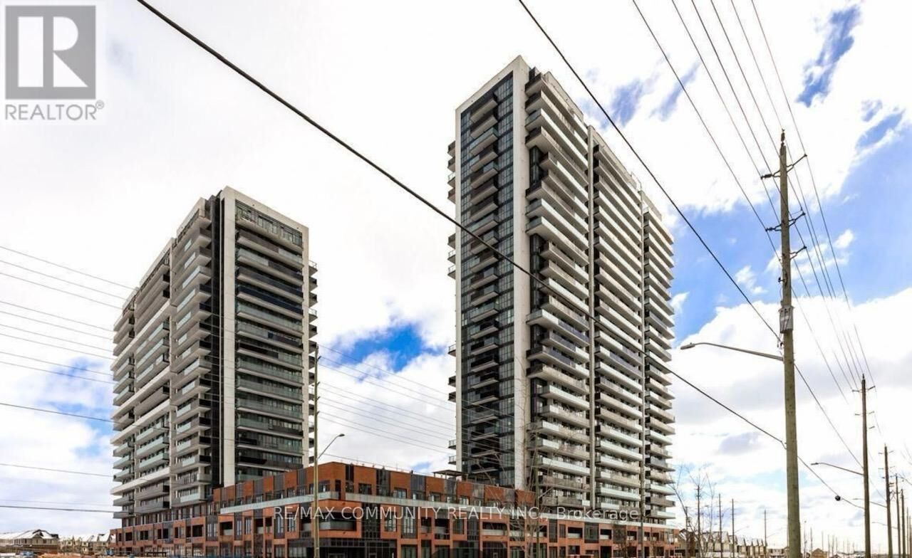 Property Photo:  2545 Simcoe Street North 222  ON L1L 0W3 
