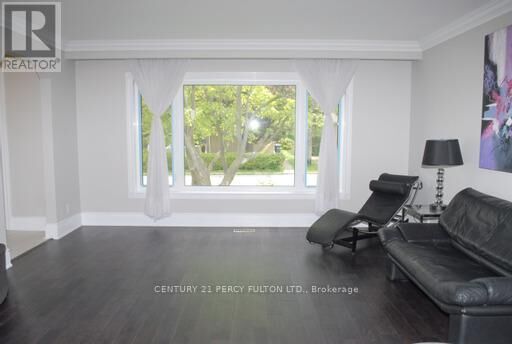 Photo de la propriété:  66 Acton Avenue  ON M3H 4H1 