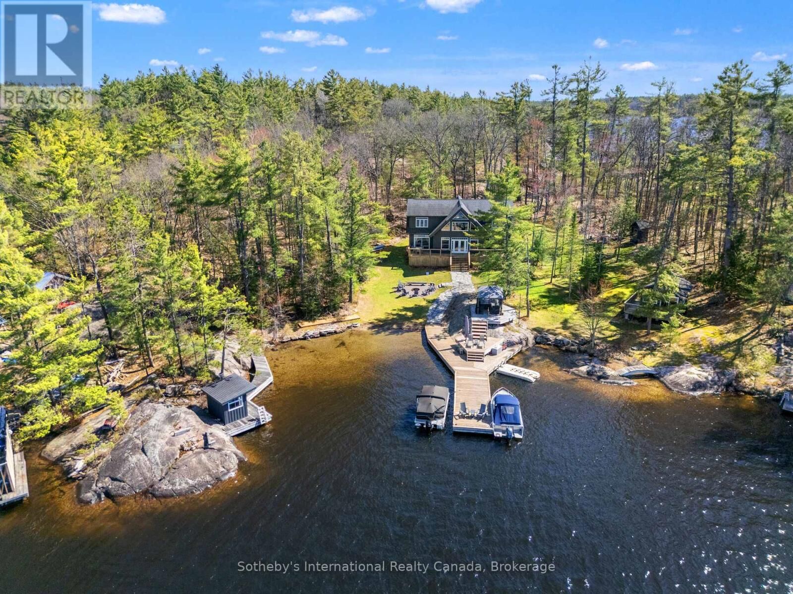 Property Photo:  2542 Go Home Lake Shore  ON L0K 1S0 
