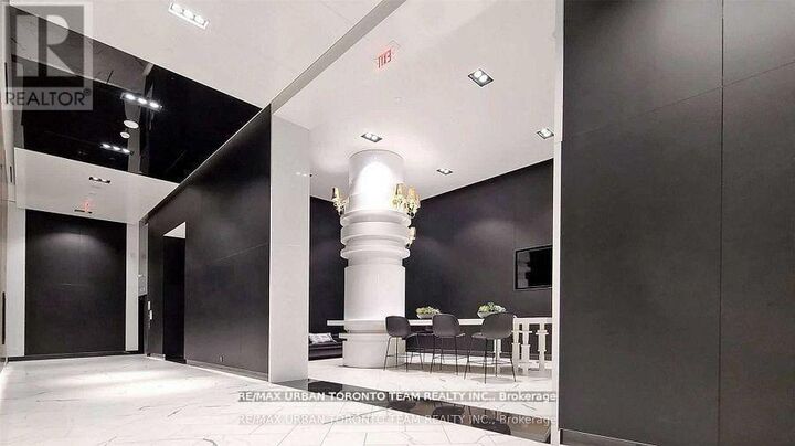 Property Photo:  87 Peter Street 1217  ON M5V 0P1 