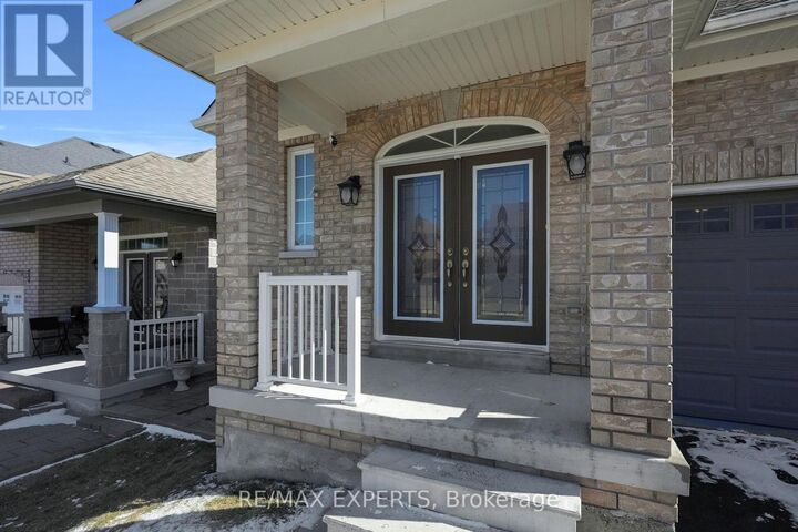 Property Photo:  57 Hopkins Crescent North  ON L3Z 0R7 