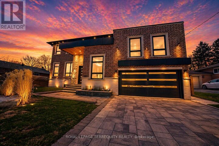 Property Photo:  45 Seaton Drive  ON L4G 2K2 