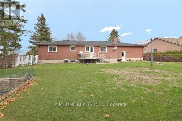 Property Photo:  133 Church Street  ON L4P 1J4 