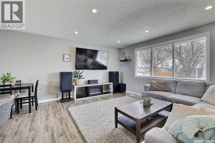 Property Photo:  110 Fulton Drive  SK S4X 1G1 