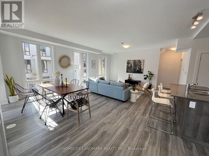Property Photo:  10 Bancroft Lane  ON L4E 1M1 