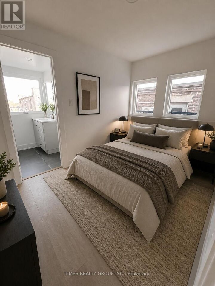Property Photo:  137 Curzon Street 3  ON M4M 3B6 