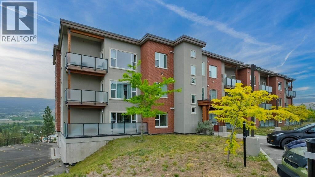 Property Photo:  985 Academy Way 101  BC V1V 3C8 
