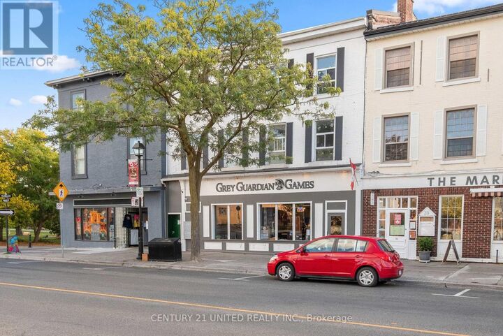 Photo de la propriété: 41-43 King Street East ON K9A 1K6