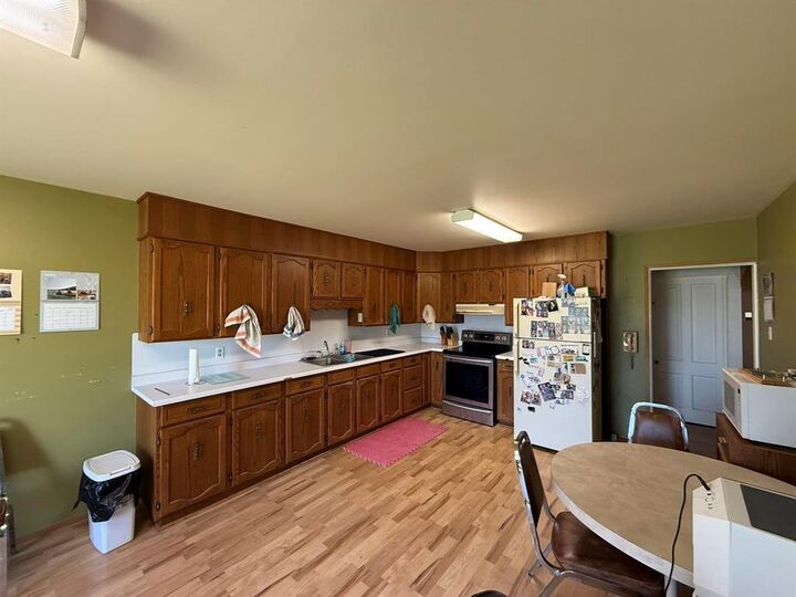 Property Photo:  5 First Street  MB R0K 1L0 