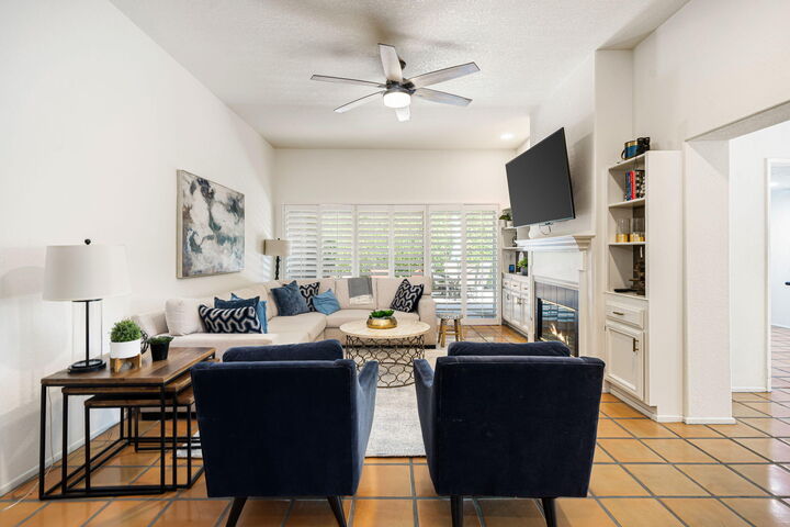 Property Photo:  48127 Vista Cielo  CA 92253 