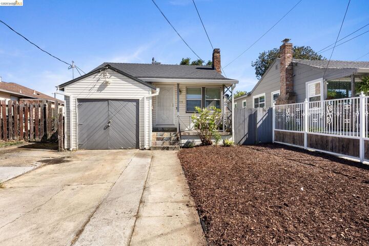 Property Photo: 1836 99th Avenue CA 94603