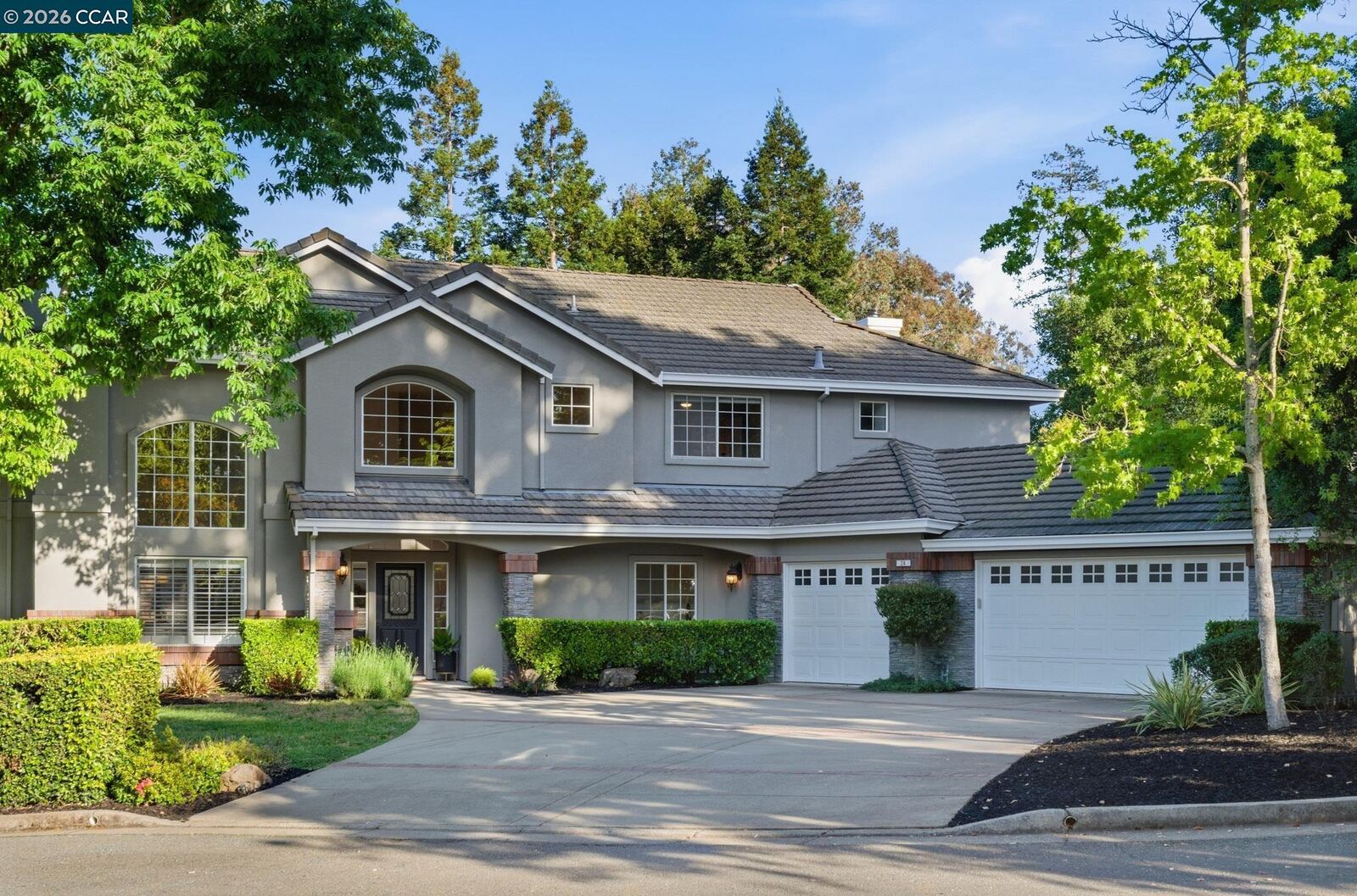 Property Photo:  24 Blackwood Ct  CA 94596 