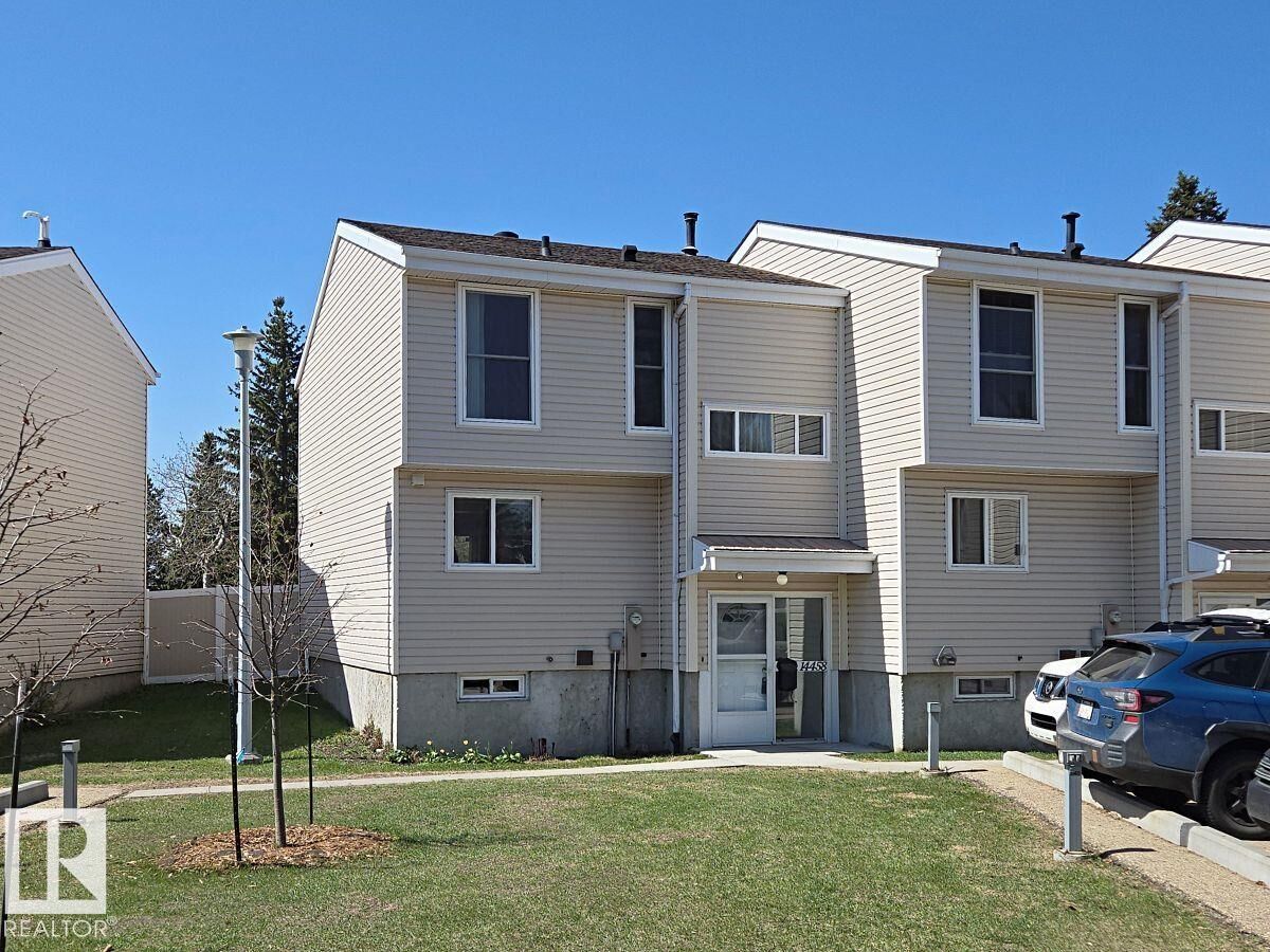 Photo de la propriété:  14458 56 Street NW  AB T5A 3R1 
