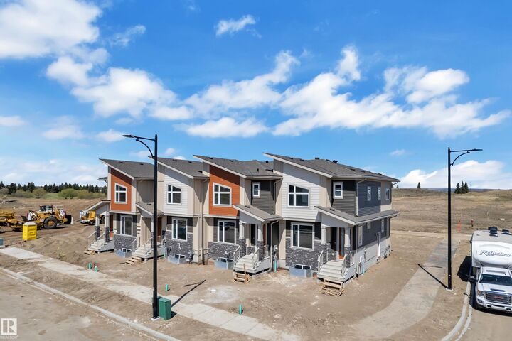 Property Photo:  173 Graybriar Drive  AB T7Z 0P3 