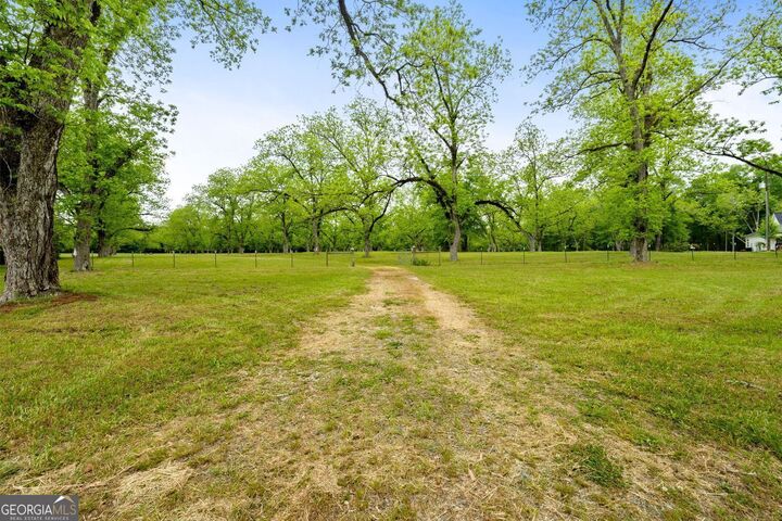 Property Photo:  117 Zebulon Street  GA 30257 