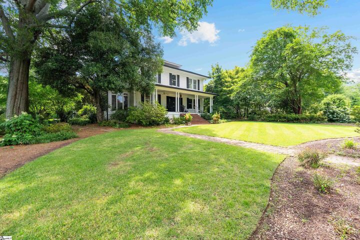 Property Photo:  303 McDaniel Avenue  SC 29601 