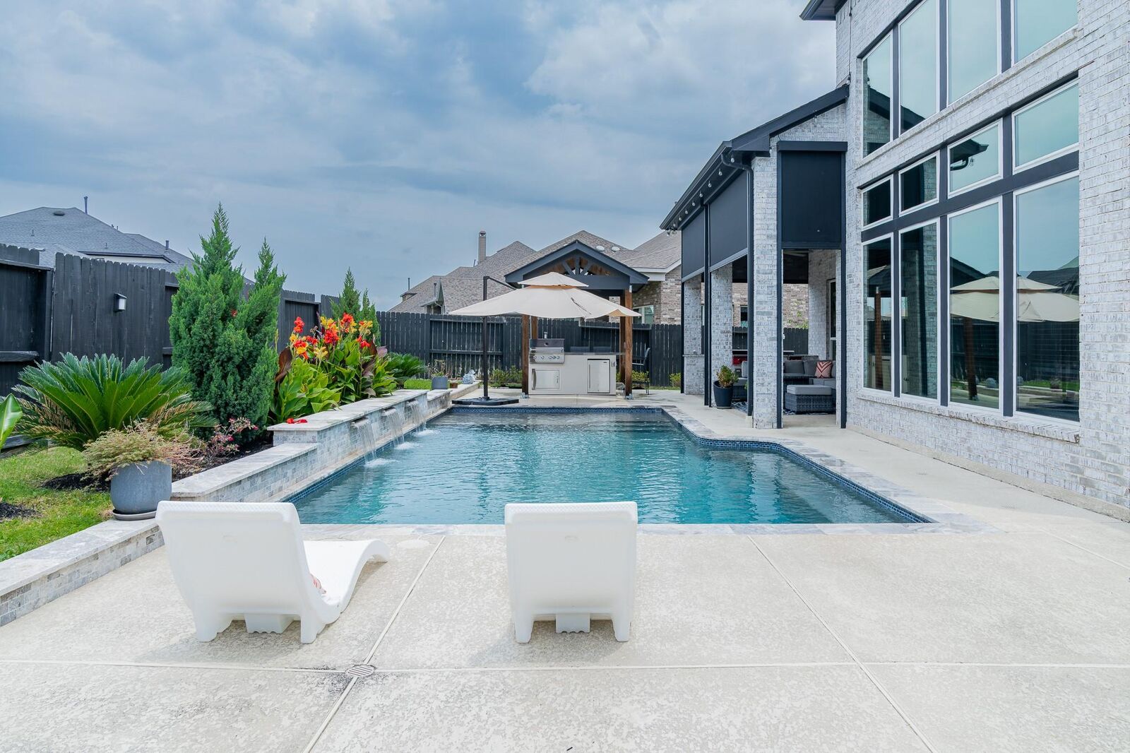 Property Photo:  11219 Hillside Knoll Lane  TX 77433 