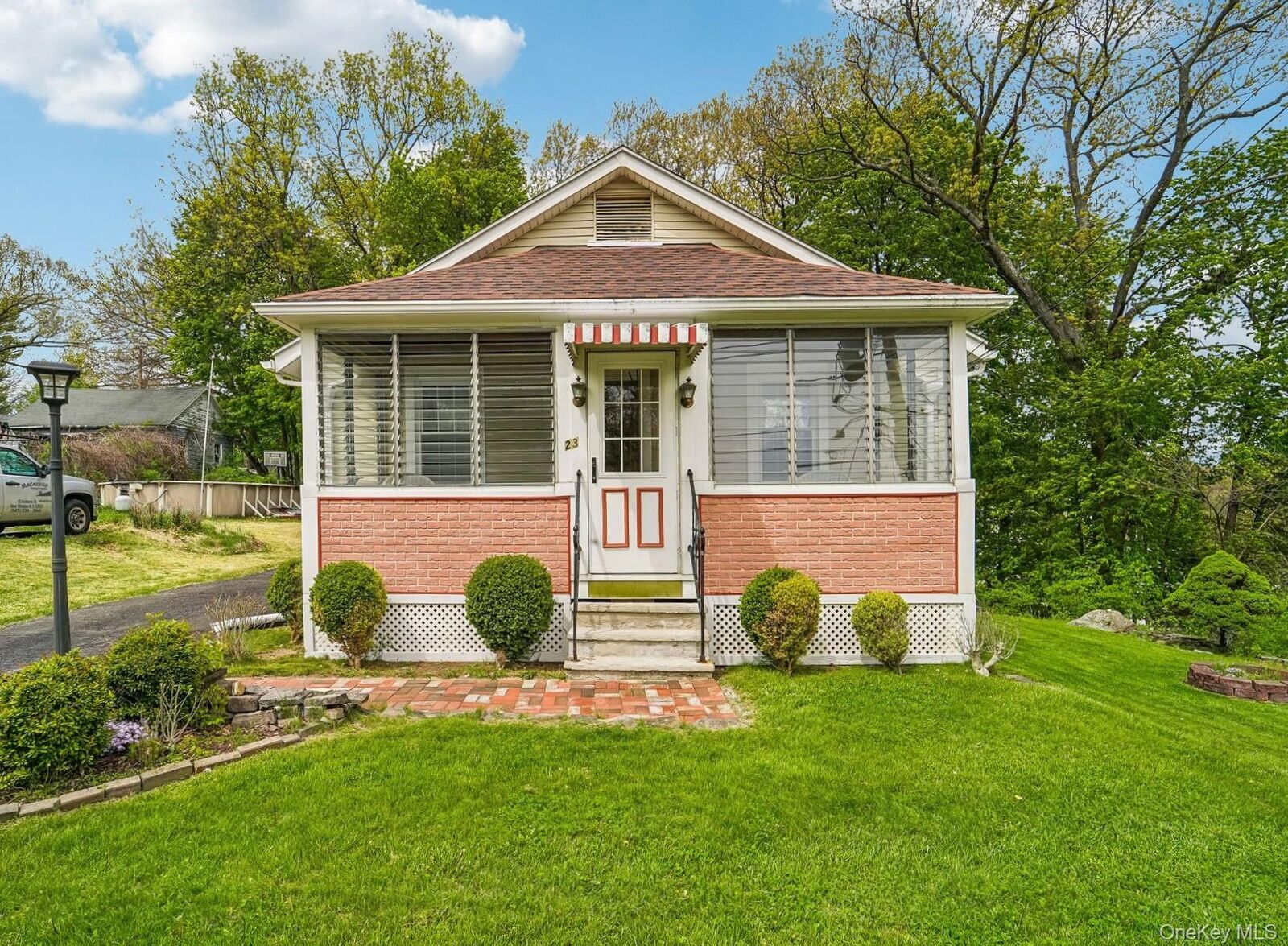Property Photo:  23 Ardmore Street  NY 12553 