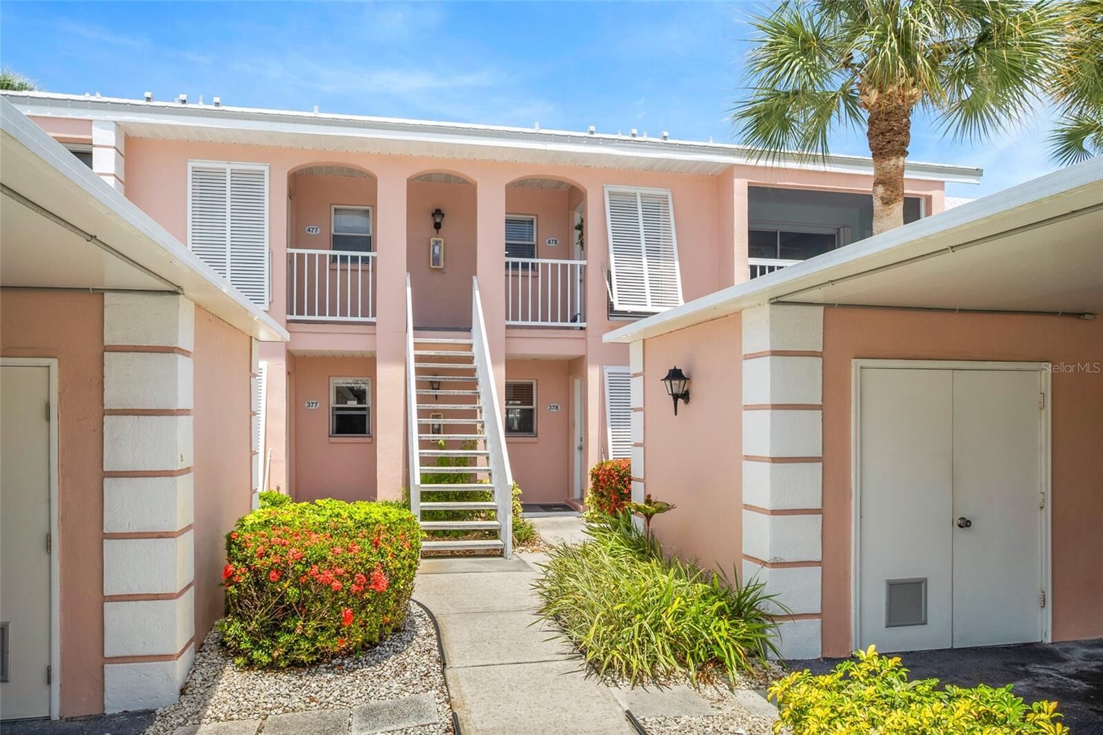 Property Photo: 436 Cerromar Lane 478 FL 34293